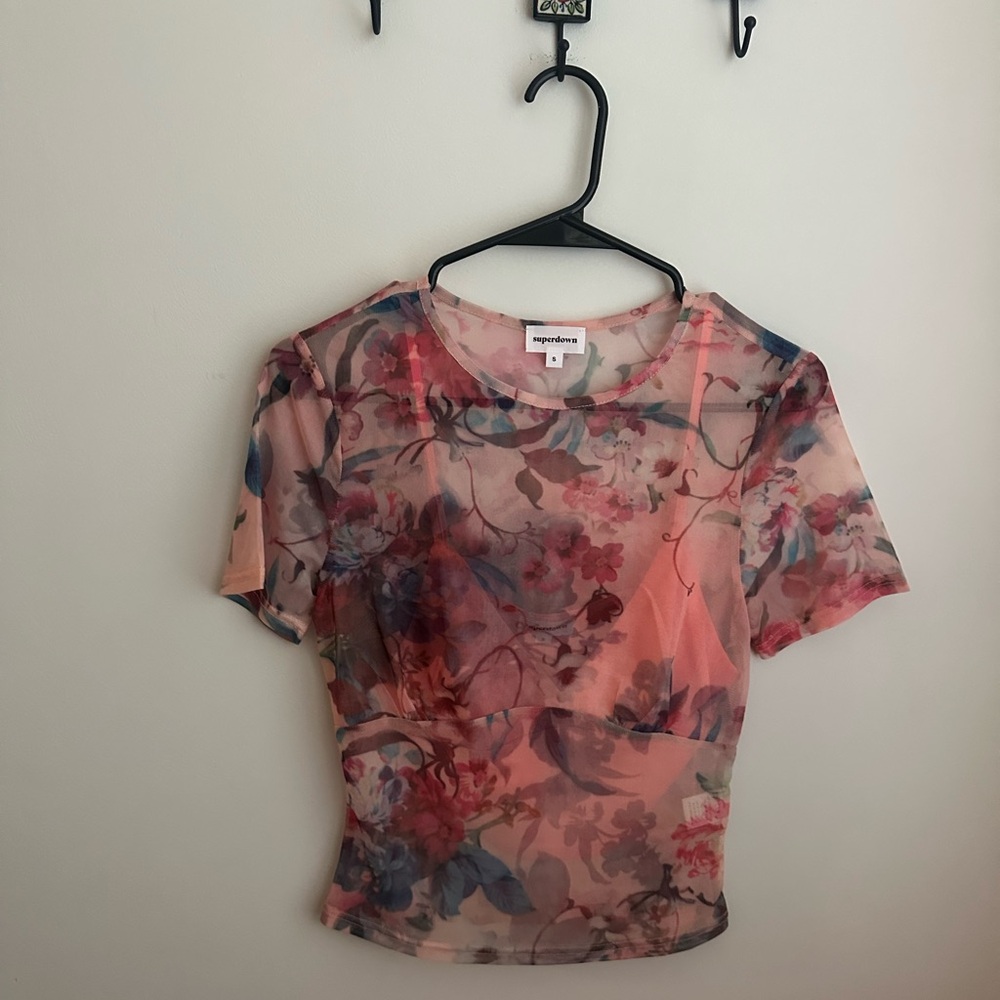 superdown Multicolor Floral Sheer Crop Shirt and Tank Set - Brand new